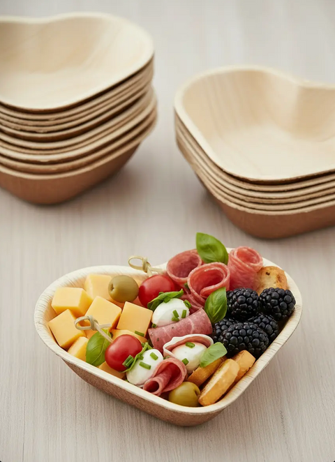 Heart-Shaped Palm Leaf Plates & Bowls | Romantic Eco-Friendly Tableware | 2 Sizes - Canape King